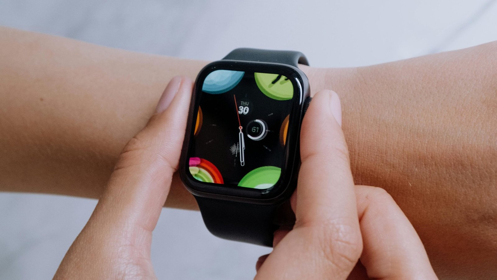 Fitbit Versa 4 Fitness Smartwatch